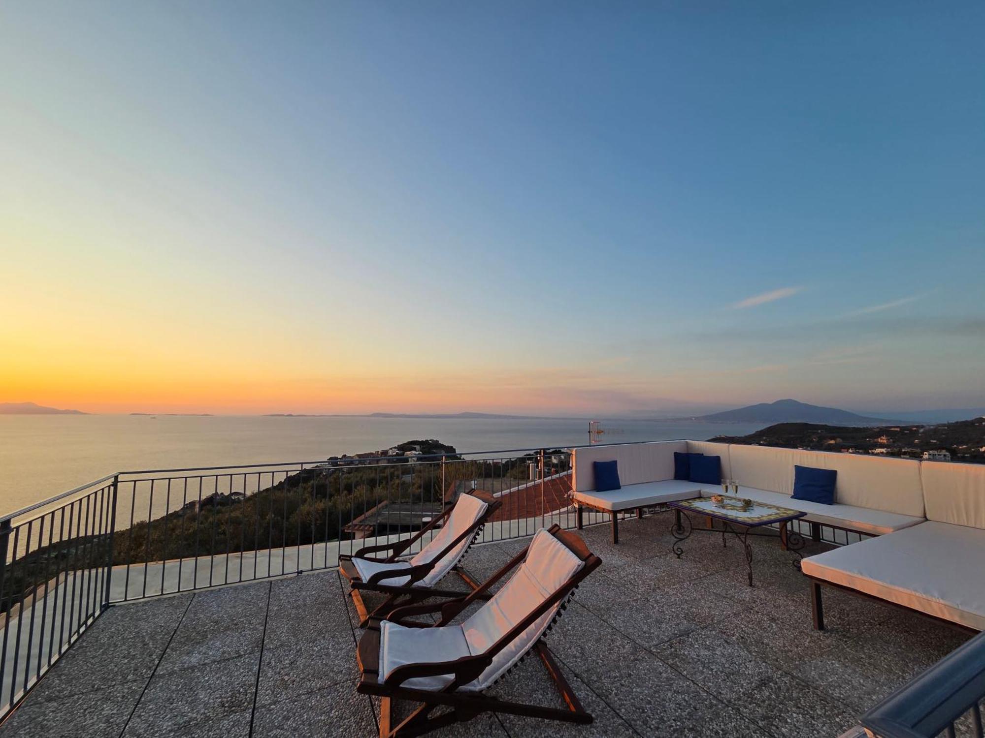 فيلا Sun & Relax, Relaxing Location With Seaview ماسّا لوبْرينسِ المظهر الخارجي الصورة