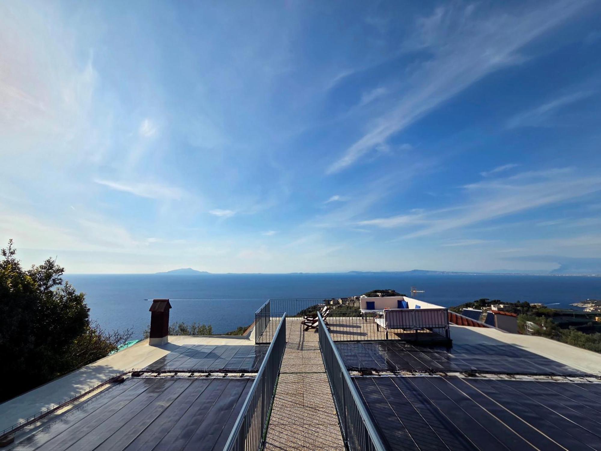 فيلا Sun & Relax, Relaxing Location With Seaview ماسّا لوبْرينسِ المظهر الخارجي الصورة